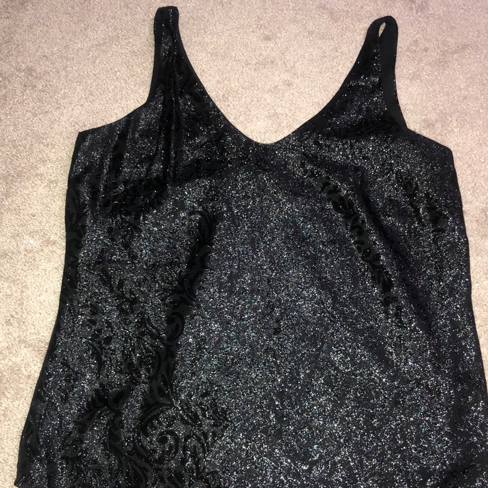 Black sleeveless shirt sparkle